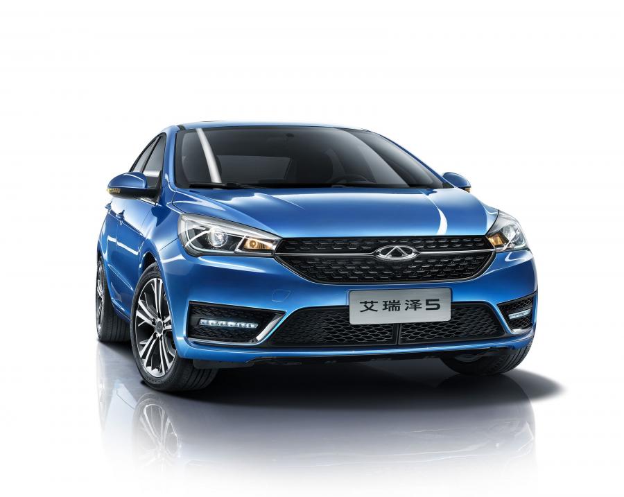  Chery Arrizo 5 2016 года  (фото 4 из 8)